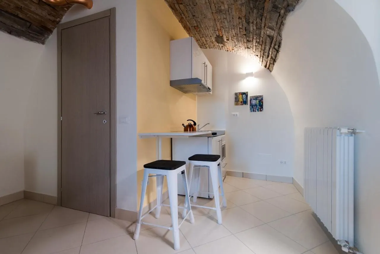La Casa Dei Tre Pesci - Appartamento Alborella Torno